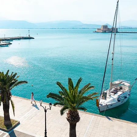 Naus 4* Nafplio