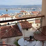Naus Hotel