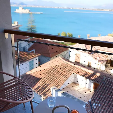 Naus 4* Nafplio