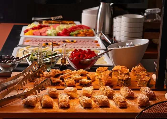 Naus מלון נאפפליו